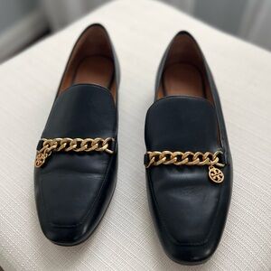 Tory Burch Leather Loafers wig Chain link